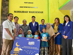 Berbagi Bahagia saat Ramadan, BRI Group Salurkan Ribuan Paket Sembako di Kota Malang