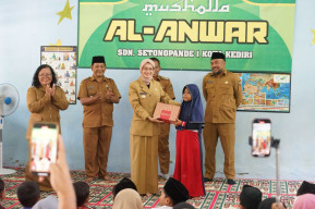 Dorong Peningkatan Kualitas Pendidikan di Kota Kediri, Mbak Vinanda Instruksikan Perbaikan Sekolah Rusak
