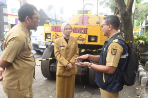 Wali Kota Kediri Mbak Vinanda Tinjau Perbaikan Jalan MT Haryono