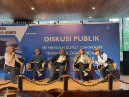 Tidak Dilekatkannya Pasal Suap Dalam Surat Dakwaan Zarof Ricar, Diduga untuk Menyandera Ketua MA