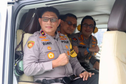 Tol Jakarta-Cikampek Padat, Wakapolda Metro Jaya Pantau Arus Mudik dari Udara