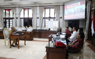 Pemkot Surabaya Integrasikan Aduan DPRD dengan Aplikasi WargaKu