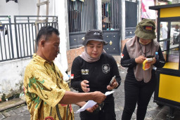 Pemkot Surabaya Terbitkan Surat Peringatan Pembongkaran Bangunan di Sungai Kalianak