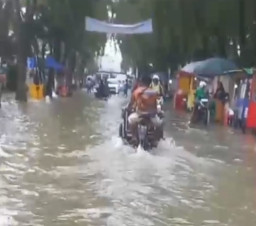 Drainase Buruk, Bupati Sampang Diminta Evaluasi Kinerja Dua OPD