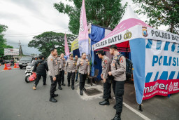 Wakapolda Jatim Sidak Pos Tim Urai JTP3 Sambut Puncak Arus Mudik dan Libur Lebaran 2025