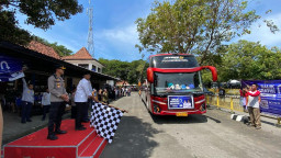Ratusan Pemudik Kediri Balik Gratis Tujuan Surabaya dan Jakarta