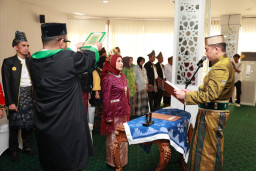 Pelantikan Pj Sekda Tanah Bumbu Jadi Kado Istimewa HUT ke-22, Julian Herawati Resmi Menjabat