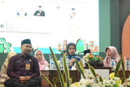 Wali Kota Kediri Komitmen Hadirkan Pendidikan Berkualitas Mulai dari PAUD