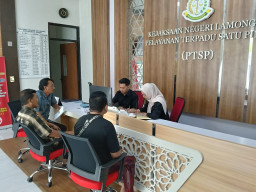 Dipunguti 800 Ribu Rupiah untuk Bayar PTSL, Warga Sugihwaras Lamongan Lapor Kejaksaan