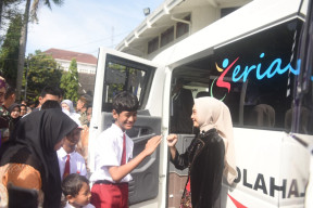 Upaya Pemkot Kediri Tingkatkan Layanan bagi Disabilitas, Mbak Vinanda Launching Bus MAPAN CERIA