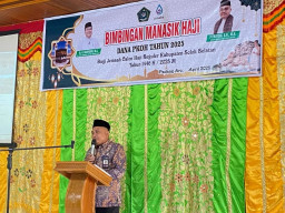 Kakanwil Kemenag Sumbar Kunjungi Solsel, Tekankan Pentingnya Manasik Haji bagi Jamaah