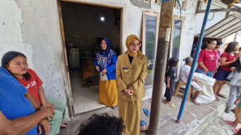 Mbak Wali Turut Berduka Atas Kepergian Ibu Nasiatin Penerima Manfaat Bantuan Kursi Roda