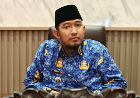 Mulai Mei, Bupati Fauzi Pastikan Warga Giliraja Nikmati Listrik 12 Jam Sehari