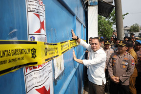 Tak Kantongi Izin TDG, Gudang CV Sentoso Seal Disegel Pemkot Surabaya dan Polres Tanjung Perak