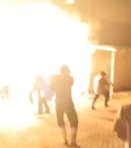 Gudang Tiner di LIK Trosobo Sidoarjo Terbakar, Sempat Terjadi Ledakan