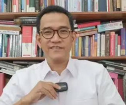 Refly Harun: Isu Ijazah Palsu, Tingkatkan Sentimen Negatif ke Jokowi hingga 90 Persen