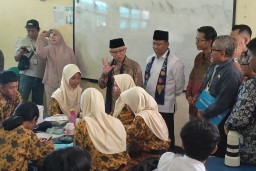Sambangi SMPN 8 Depok, Wamen Dikdasmen: Inklusi Bisa Dimulai dari Semangat Guru