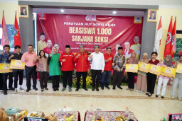 Bupati Subandi Apresiasi Beasiswa SOKSI: Momentum Tepat di Hari Pendidikan Nasional