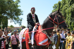 Sumenep Lestarikan Budaya Lewat Festival Jaran Serek 2025