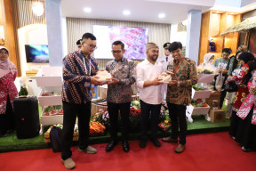 Pemkot Batu Pamerkan Produk UMKM dan Potensi Pariwisata Di ICE Munas APEKSI VII 2025