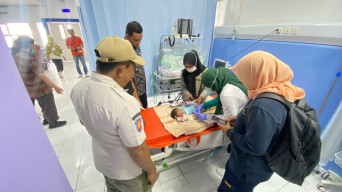 Satpol PP Kota Kediri Terima Aduan 112, Bayi Usia 2 Bulan Kejang-Kejang saat Diajak Mengemis