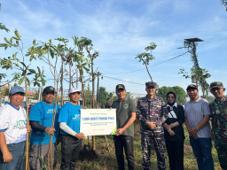 Employee Volunteering, BPJS Ketenagakerjaan Sidoarjo Krian Tanam 200 Pohon Pule