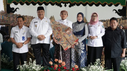 Bupati Jombang Luncurkan Program “Belajar Wayang Bersama Abah Warsubi” di SDN Jombatan 3