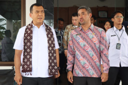 Wamenimipas Silmy Karim Kunker di Cilacap