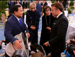 Macron dan Istri Ikut Gemas Lihat Kucing Prabowo