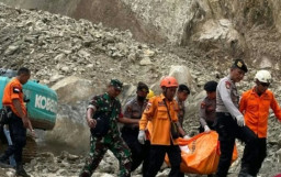 Tambang Galian C di Cirebon Longsor, 13 Orang Tewas