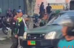 Anggota Ormas GPK Bentrok dengan Anggota TNI