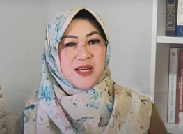 Dokter Tifa Ikhlas Dipenjara jika Ijazah Jokowi Benar-Benar Asli