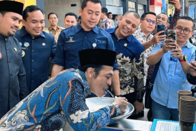 Tinjau Anjungan Air Siap Minum Tugu Tirta, Komisi A DPRD Jawa Timur Sebut Layak Jadi Percontohan