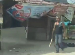 Viral Pembunuhan di Jalanan Pekanbaru,  Pelaku Santau Berjalan usai Mengeksekusi Korban