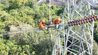 PLN UIT JBM Berhasil Selesaikan Relokasi Tower SUTT Tepat Waktu, Dukung Percepatan Proyek Tol Probowangi