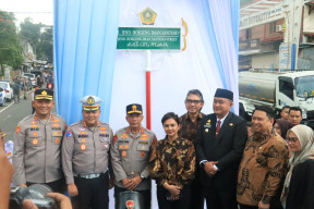 Kapolda Jabar Didampingi Kapolres Bogor Resmikan Pos Hoegeng Gadog 