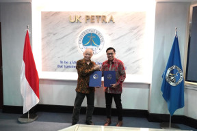 Dukung Kemajuan Dunia Pendidikan, Bank Jatim dan UK Petra Teken MoU