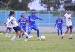 Tiga Kartu Merah Hujani Laga Final Sepak Bola Putri Kota Batu Lawan Kota Malang di Porprov IX Jatim