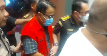 Pejabat Dinas PU Kota Surabaya Ditahan karena Terima Gratifikasi Rp3,5 Miliar