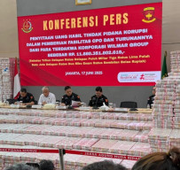 Kejagung Sita Uang Rp 11, 8 T dari Wilmar Group dan Dipamerkan Depan Wartawan