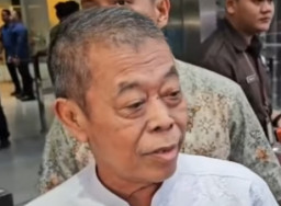 Diperiksa KPK 8 Jam Dalam Kasus Korupsi Dana Hibah, Kusnadi 'Cokot' Khofifah