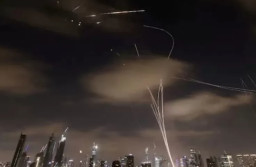 Seluruh Wilayah Israel Hancur Dihajar Rudal Iran