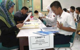Diduga Ada Oknum ASN Disdikbud hingga Komite Bawa Siswa Titipan, DPRD Jombang Desak Klarifikasi