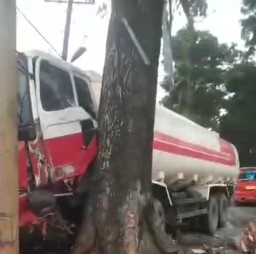 Rem Blong, Truk Tabrak Dosen hingga Meninggal