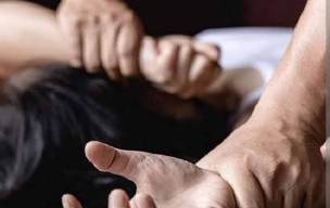 Masuk Rumah Seorang Wanita sambil Telanjang, Pria Ini Dikeroyok Warga