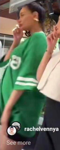 Heboh! Artis Erika Carlina Ngaku Hamil 9 Bulan