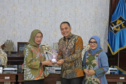 MenPAN-RB: Surabaya Pionir Reformasi Birokrasi Masa Depan Indonesia