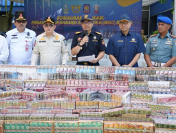 Bea Cukai Rutin Gelar Penindakan Bersama APH untuk Tekan Peredaran Rokok Ilegal