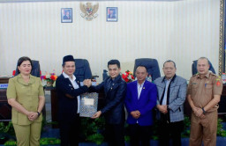 DPRD Nias Barat Gelar Rapat Paripurna