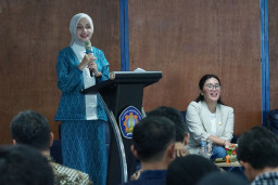 Mbak Wali Tekankan Pentingnya Kepemimpinan Transformasional, Ada Empat Elemen Kunci